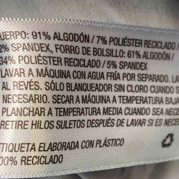 Universal Thread Jeans Womens 0/25R Low Rise Skinny Distressed Raw Hem Light - Picture 6 of 9